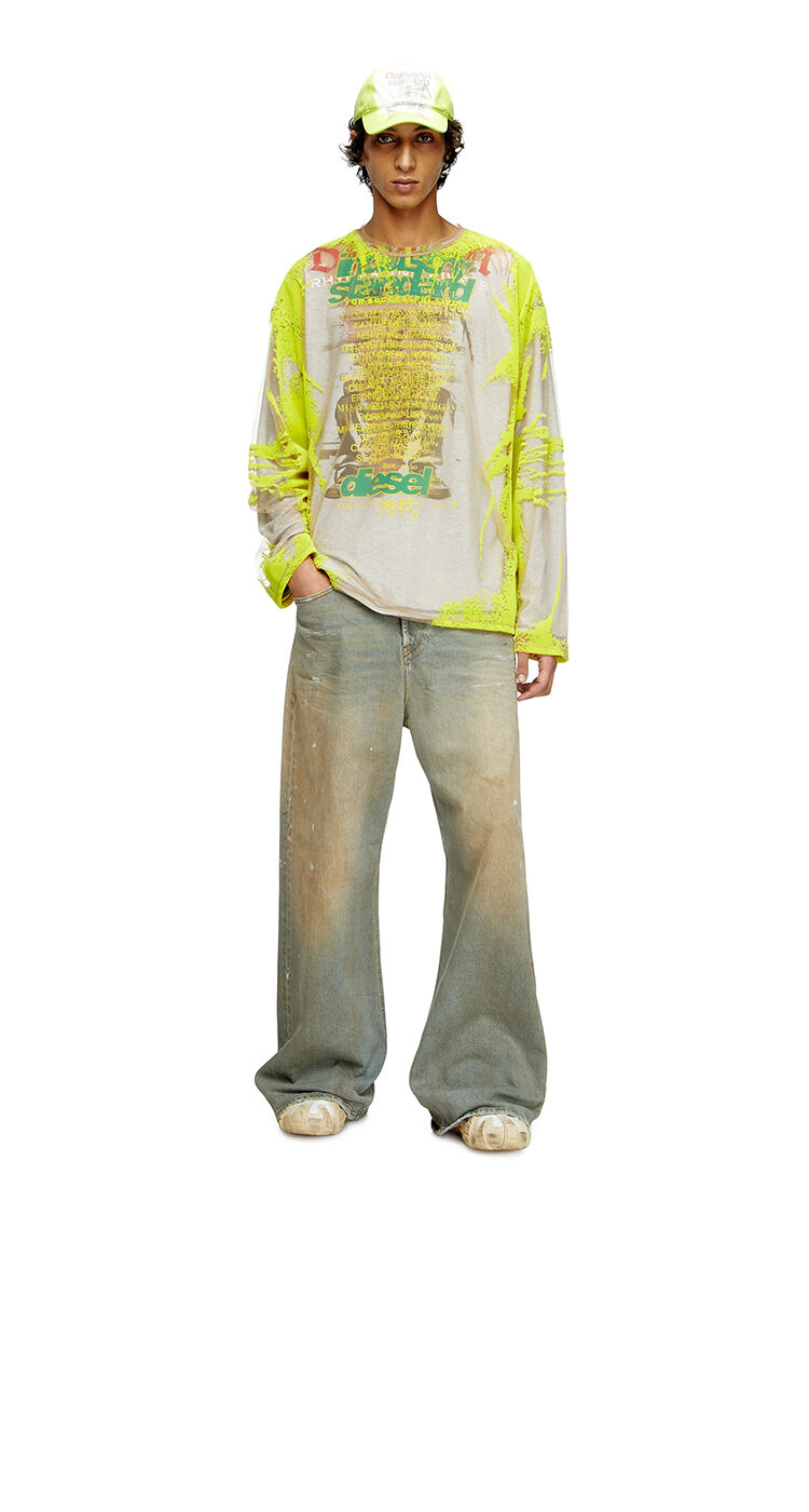 Long-sleeve nylon T-shirt with lyrics print