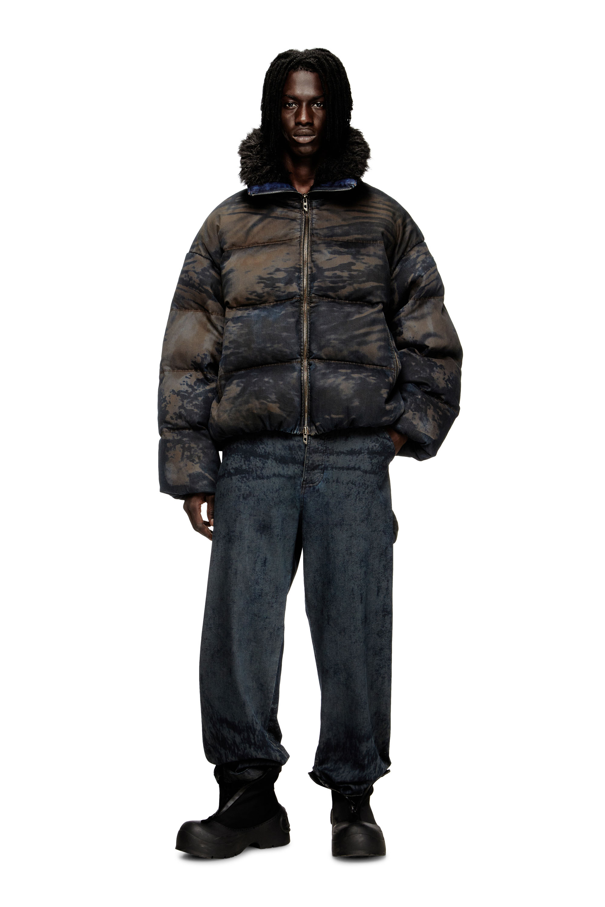 Diesel - W-JOHNS, Man's Puffer jacket in dirt-effect camo denim in Black/Brown - 1
