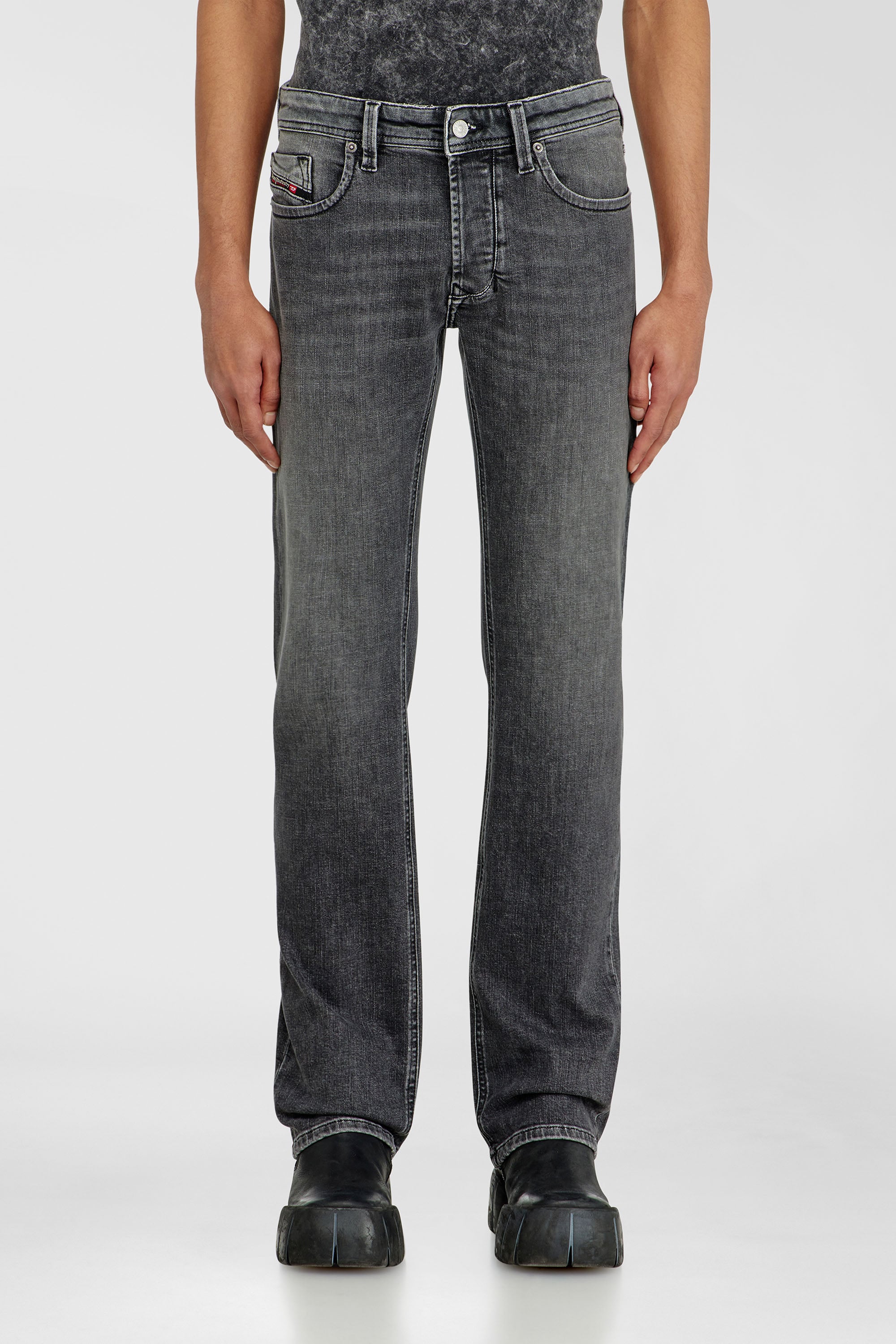 Diesel - Man's Regular Jeans 1985 Larkee 0HDBD, Black/Dark grey - 4
