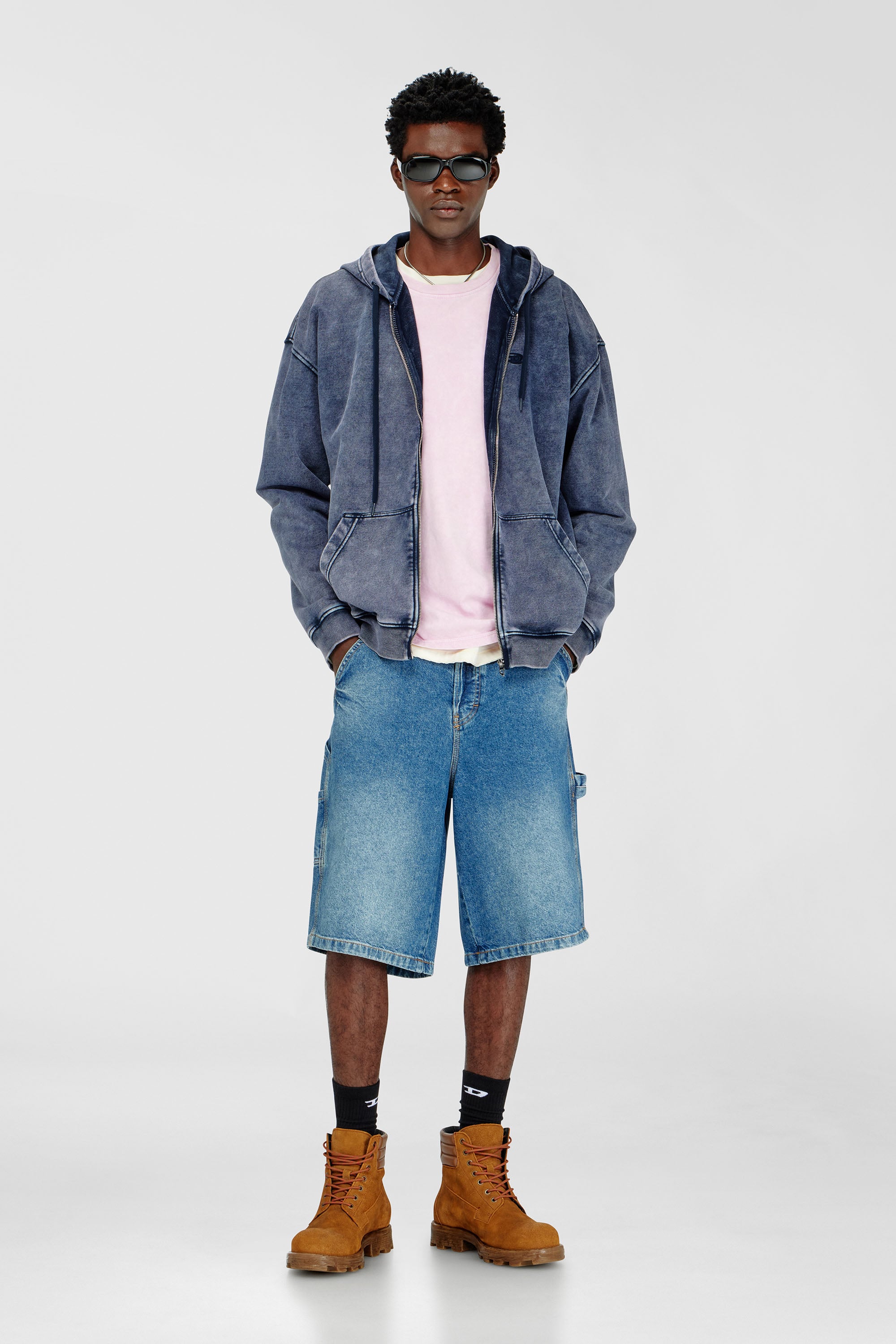 Diesel - D-LIVERY-W-SHORT, Man's Utility-style denim shorts in Medium blue - 2