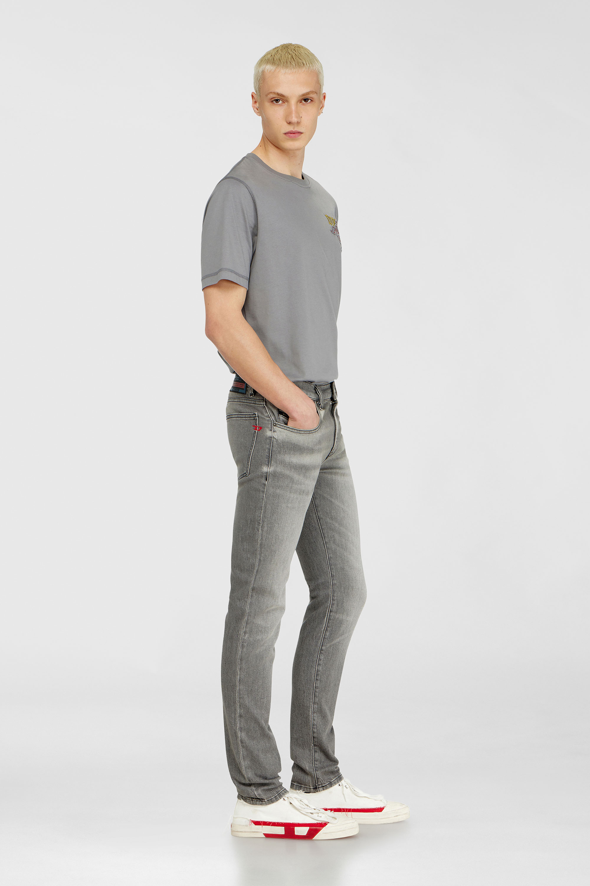 Diesel - Man's Slim Jeans 2019 D-Strukt 0KBBL, Light Grey - 2