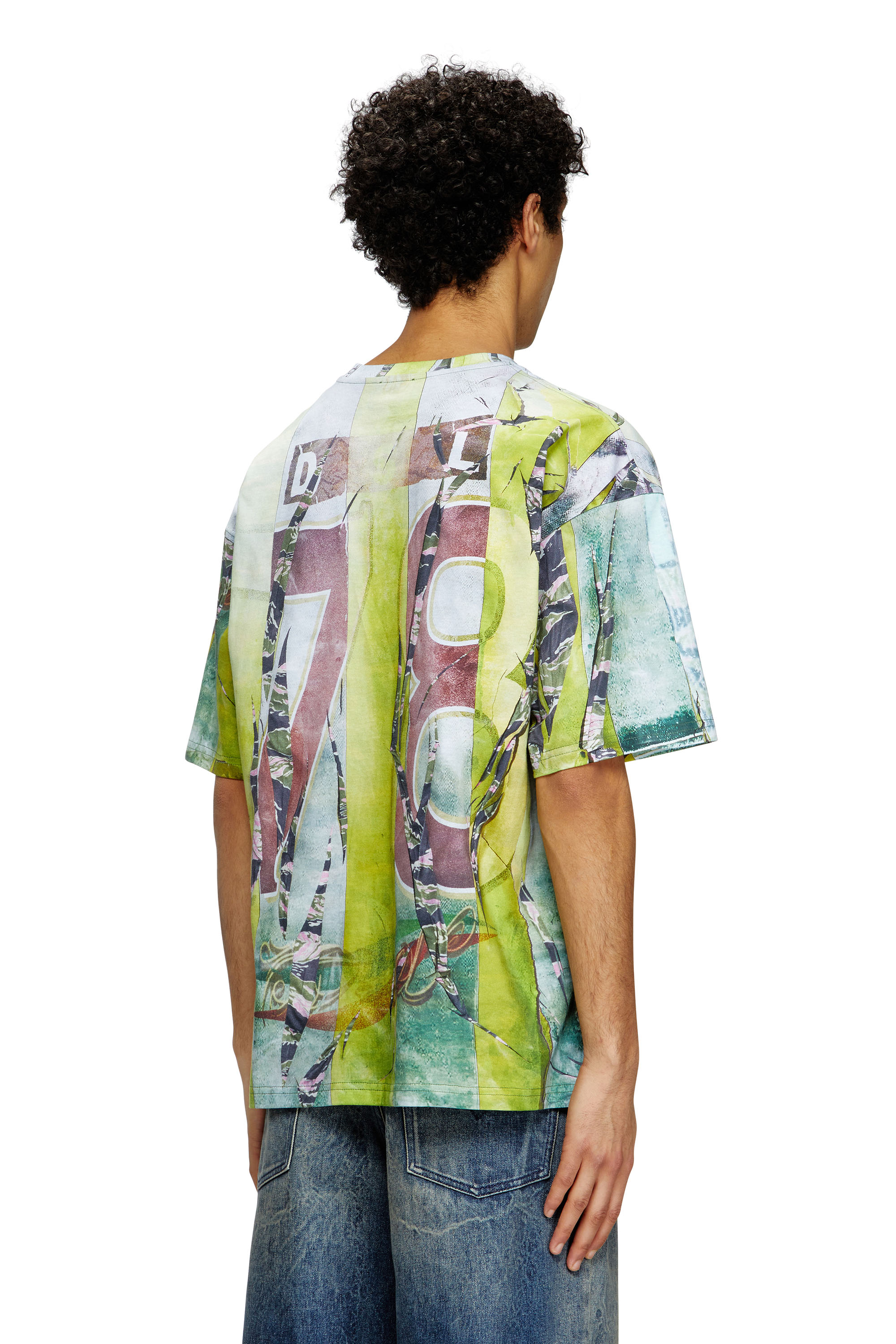 Diesel - T-BOXT-R13, Man's T-shirt with trompe l'oeil cracked print in Green/Yellow - 4