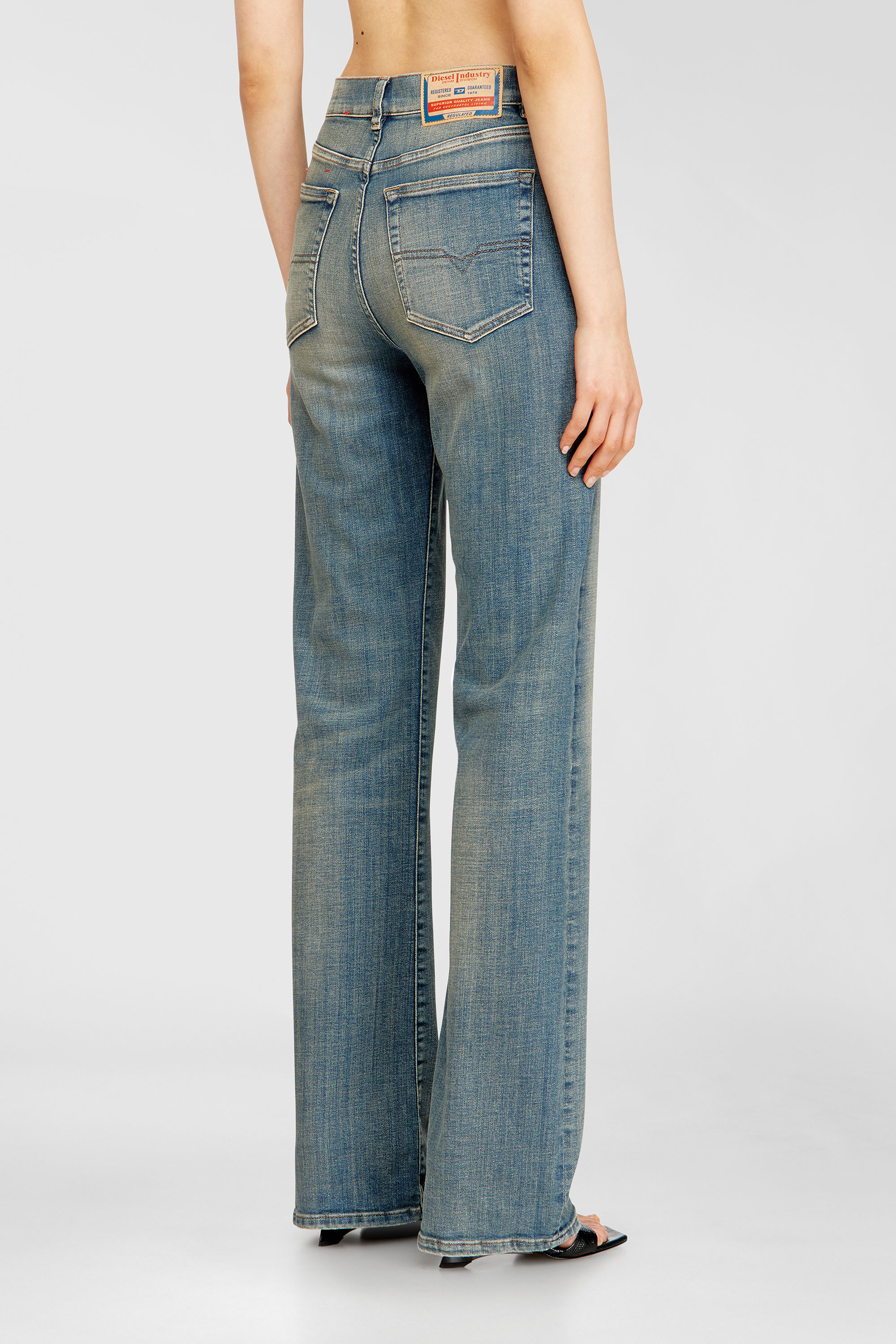Diesel - Woman's Regular Jeans 1971 D-Sent 09N32, Medium blue - 3