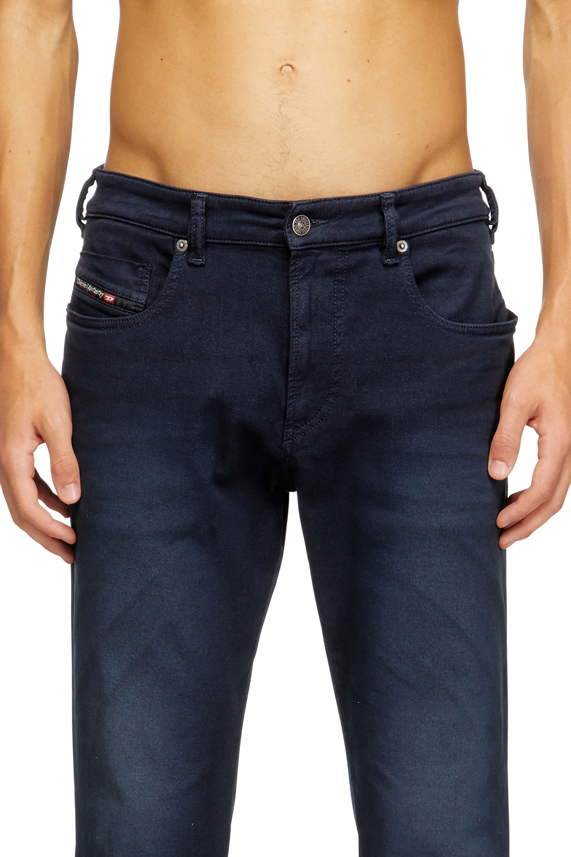 Diesel - Man's Slim 2062 D-Strukt Joggjeans® 0670M, Dark Blue - 4