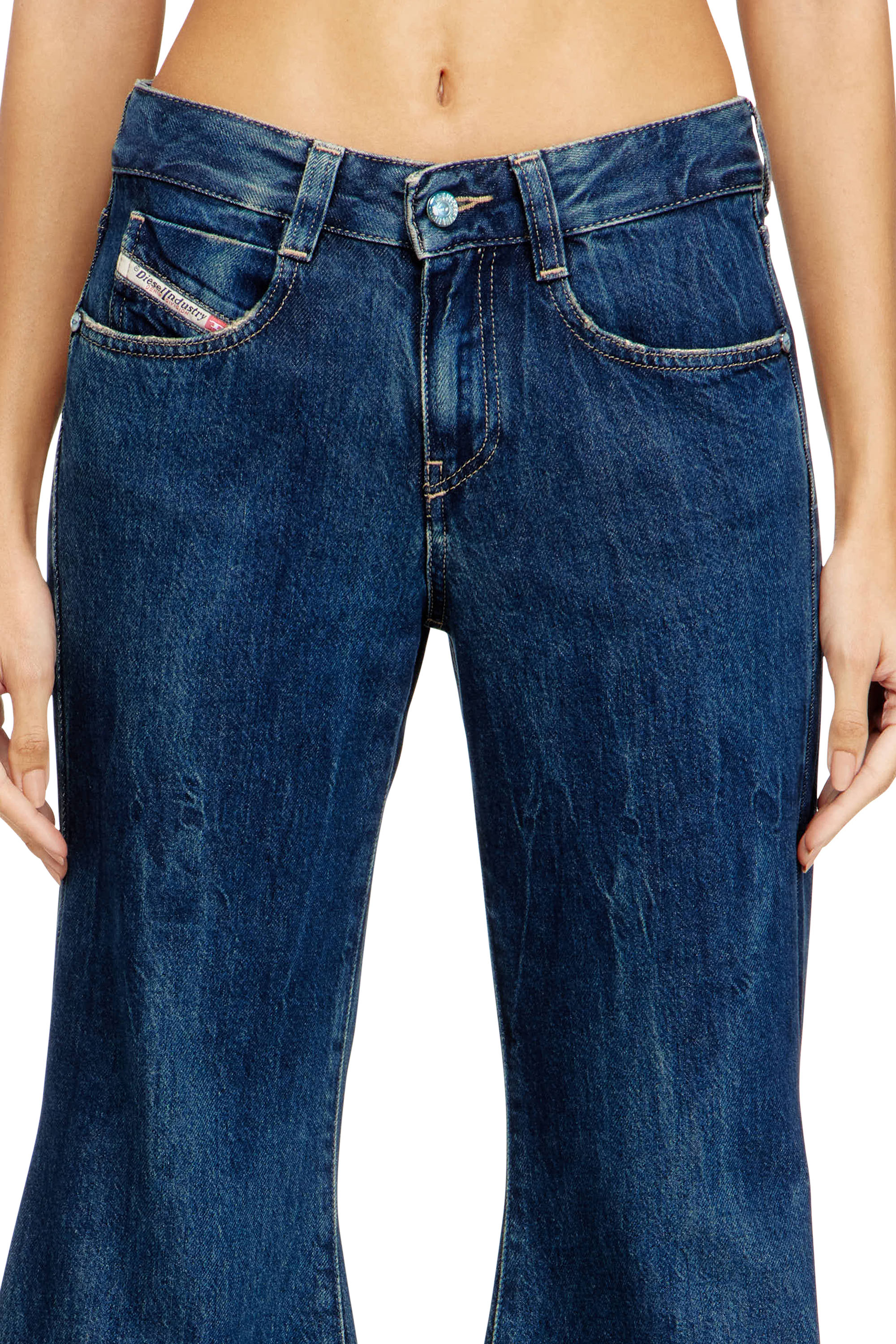 Diesel - Woman's Flare Jeans 1970 D-Bleess 09N61, Medium blue - 5