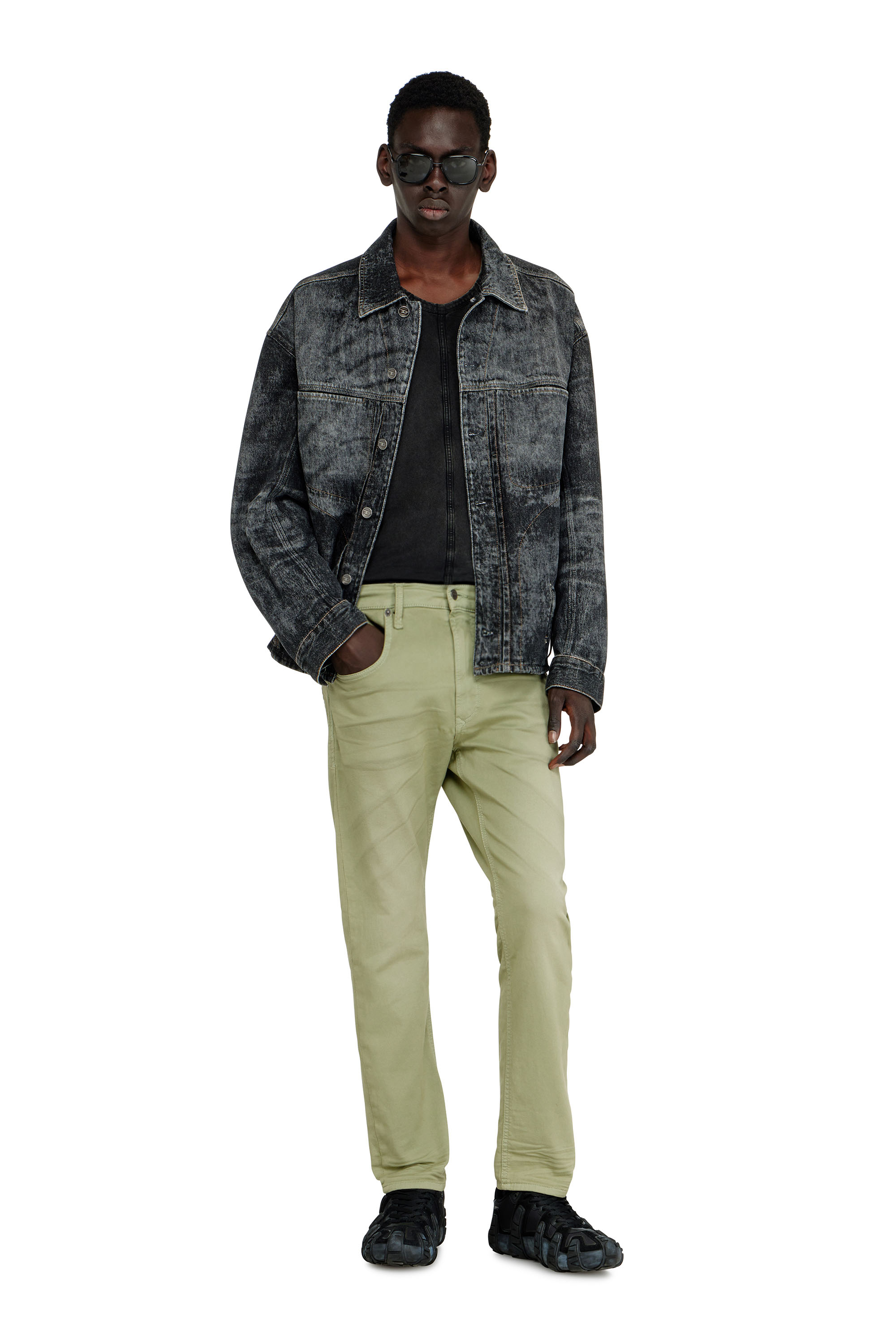 Diesel - Man's Regular 2032 D-Krooley-BW Joggjeans&reg; 0670M, Beige - 2