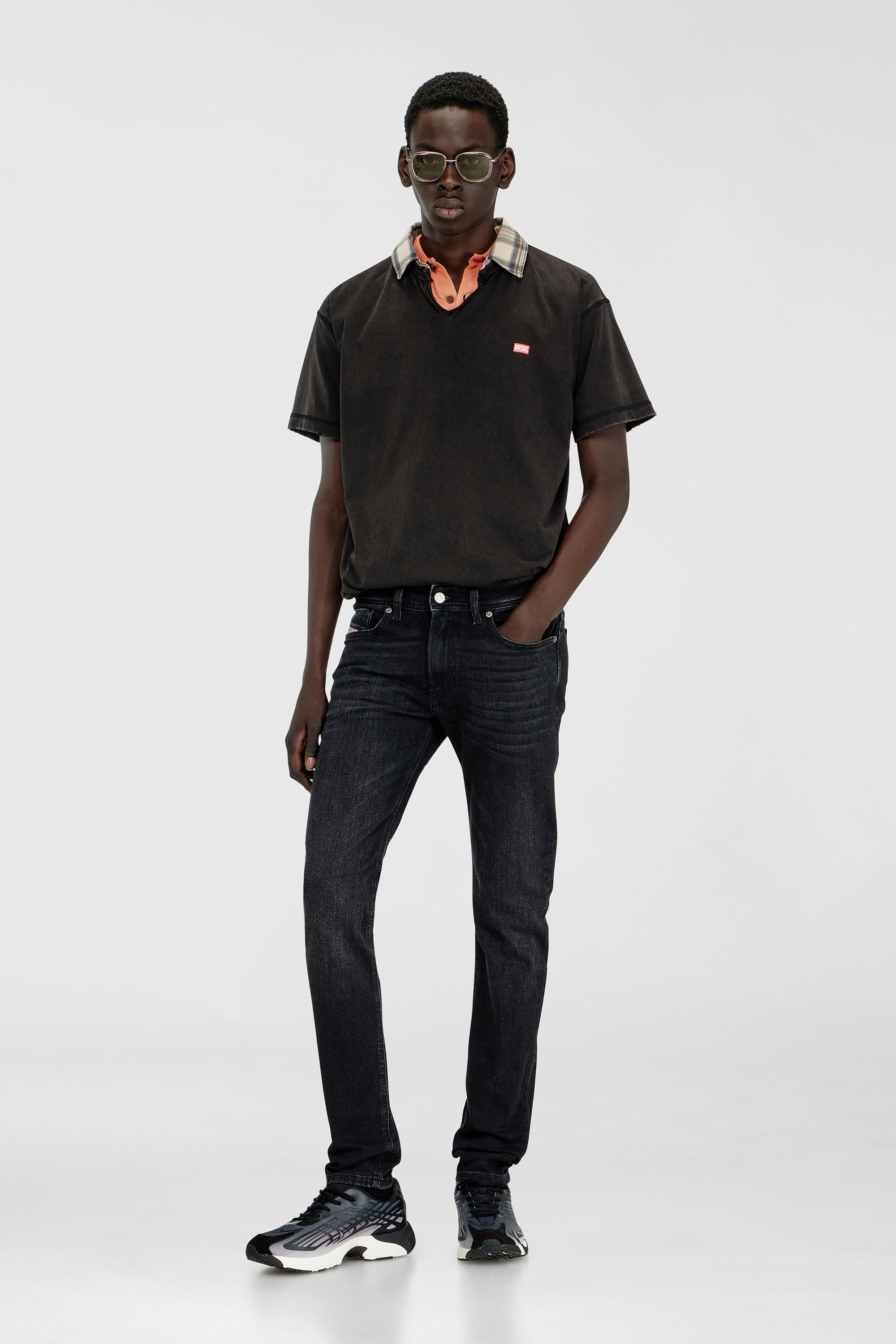Diesel - Man's Skinny Jeans 1979 Sleenker 0GRDA, Black/Dark grey - 2